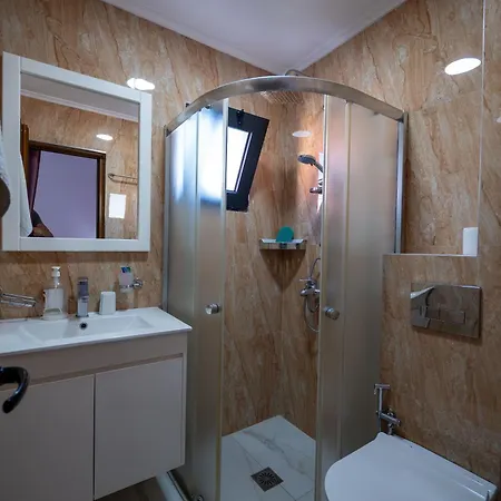 New Salla Appart hôtel Ksamil