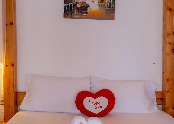 New Salla Hotel apartamentowy Ksamil