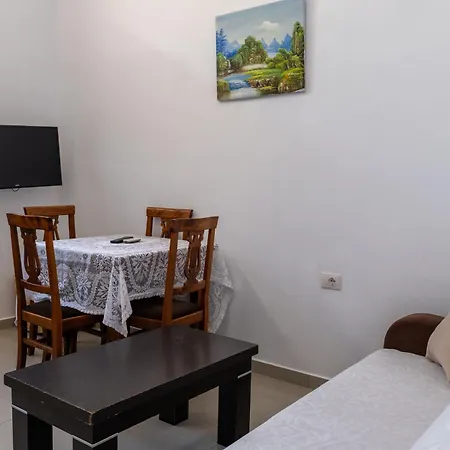 New Salla Aparthotel Ksamil